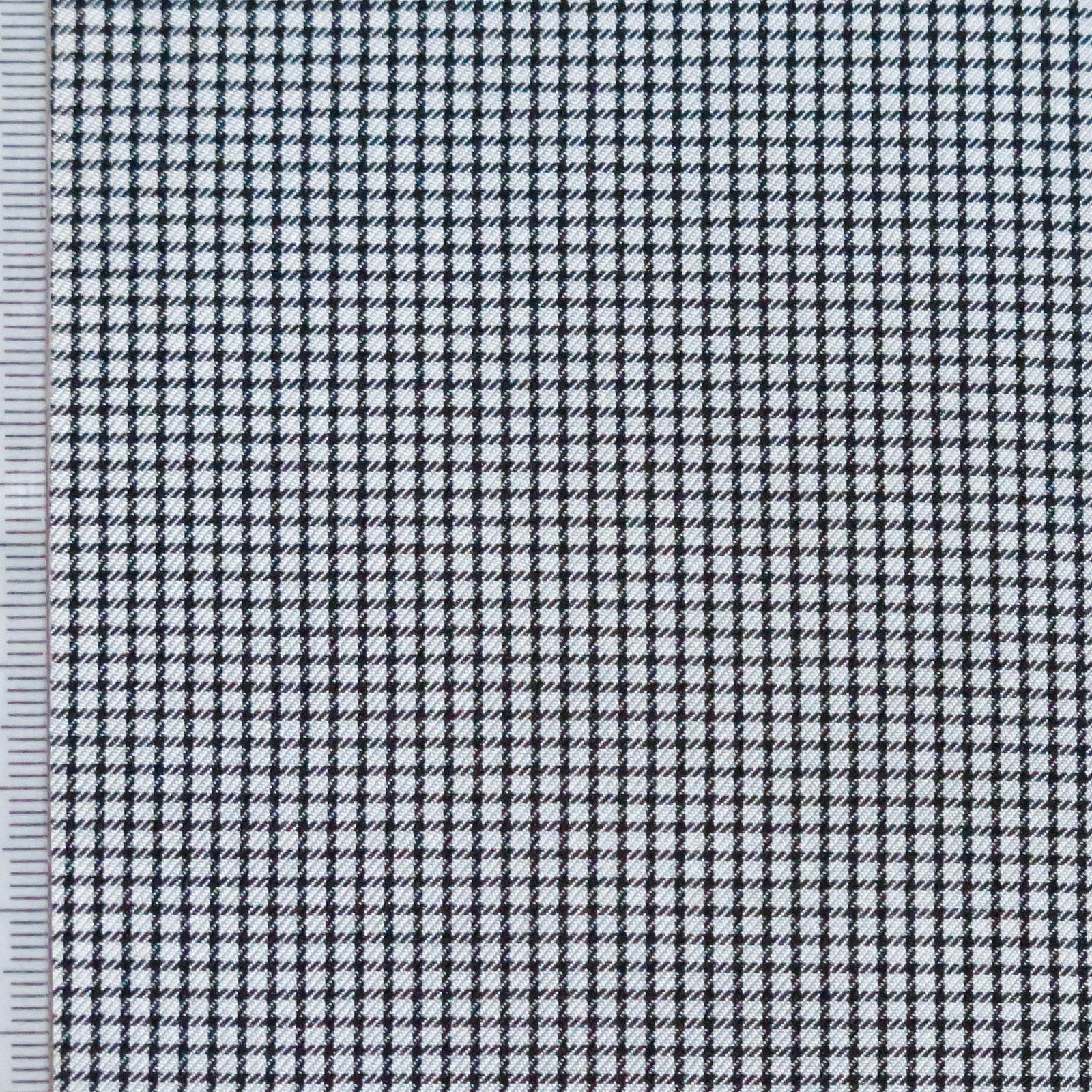 226.015 Pure Italian Silk