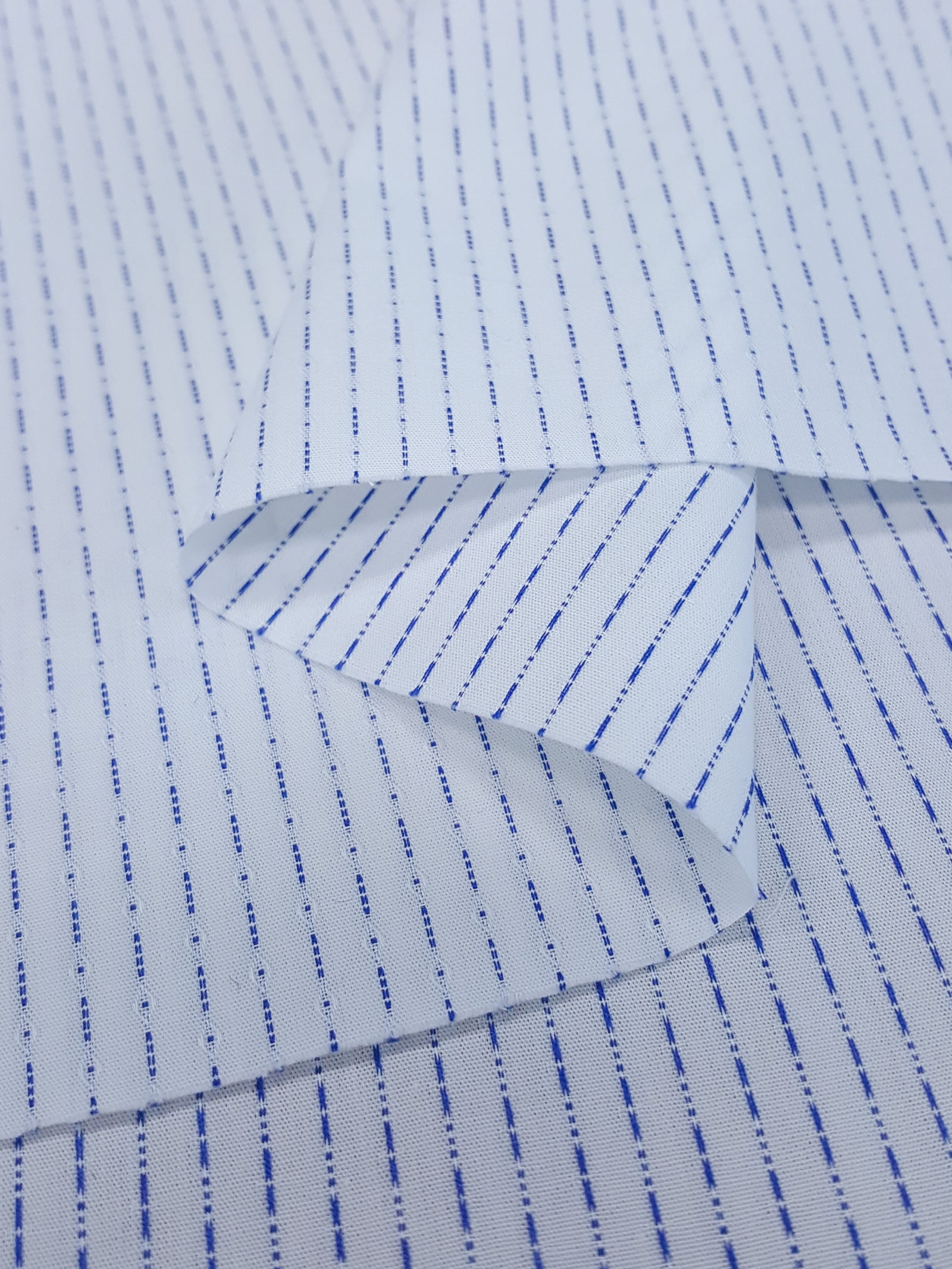 702.211