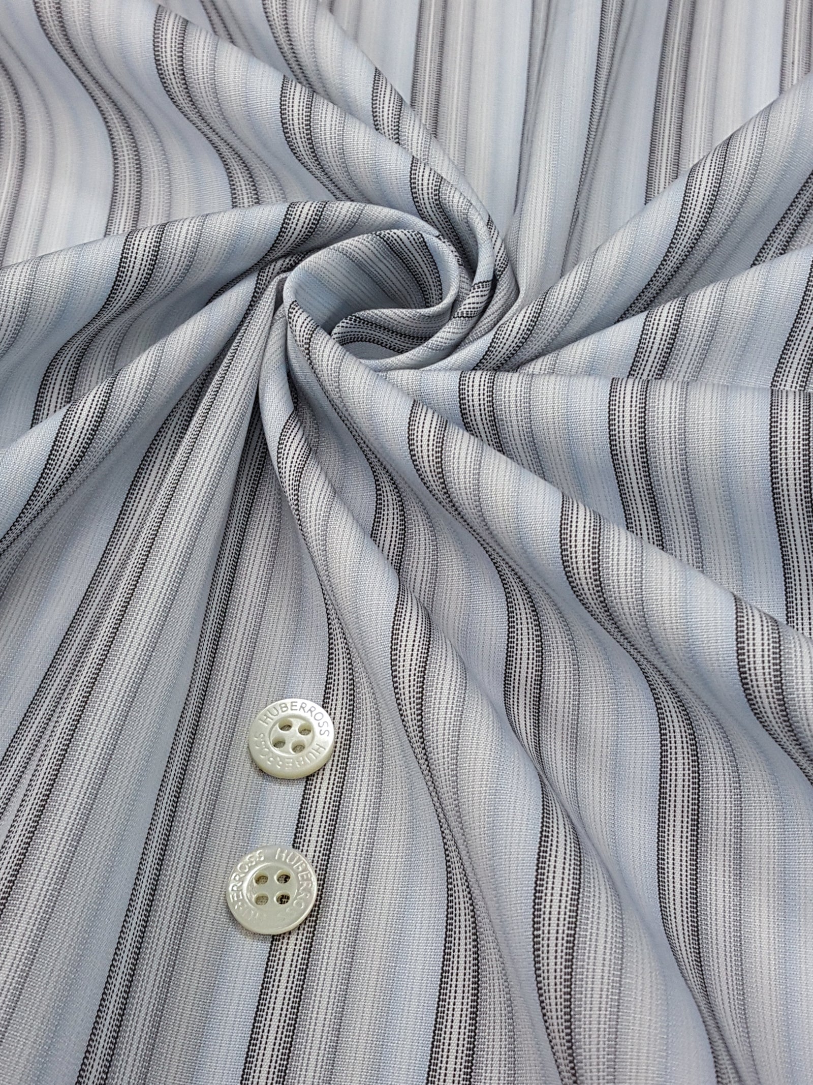 HUBERROSS 100's by 100's 2 plys Poplin Cotton 100% Egyptian Cotton Cloth Made in Italy Width: 58'' / 150cm