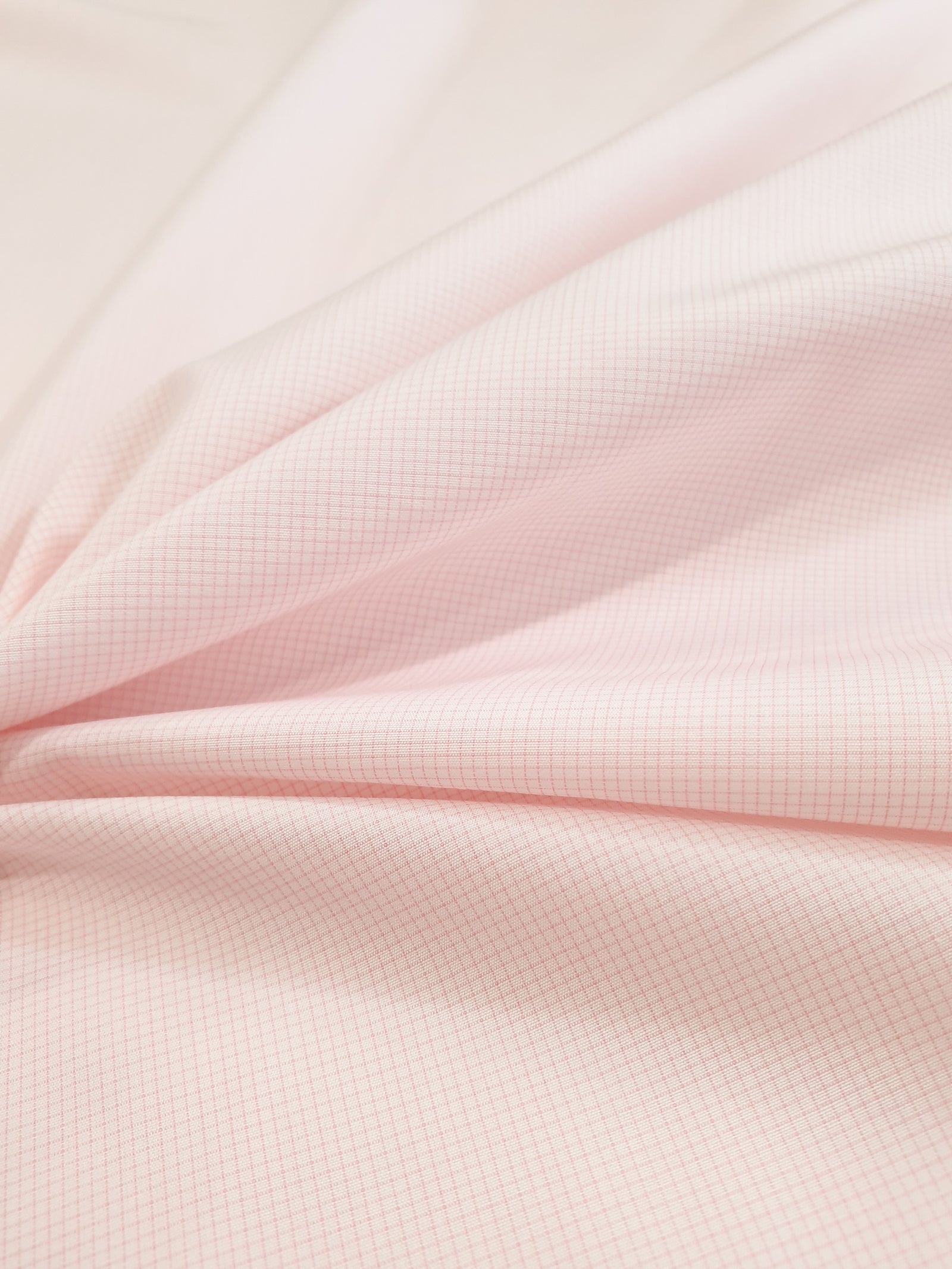 959.232 White with Baby Pink Checks