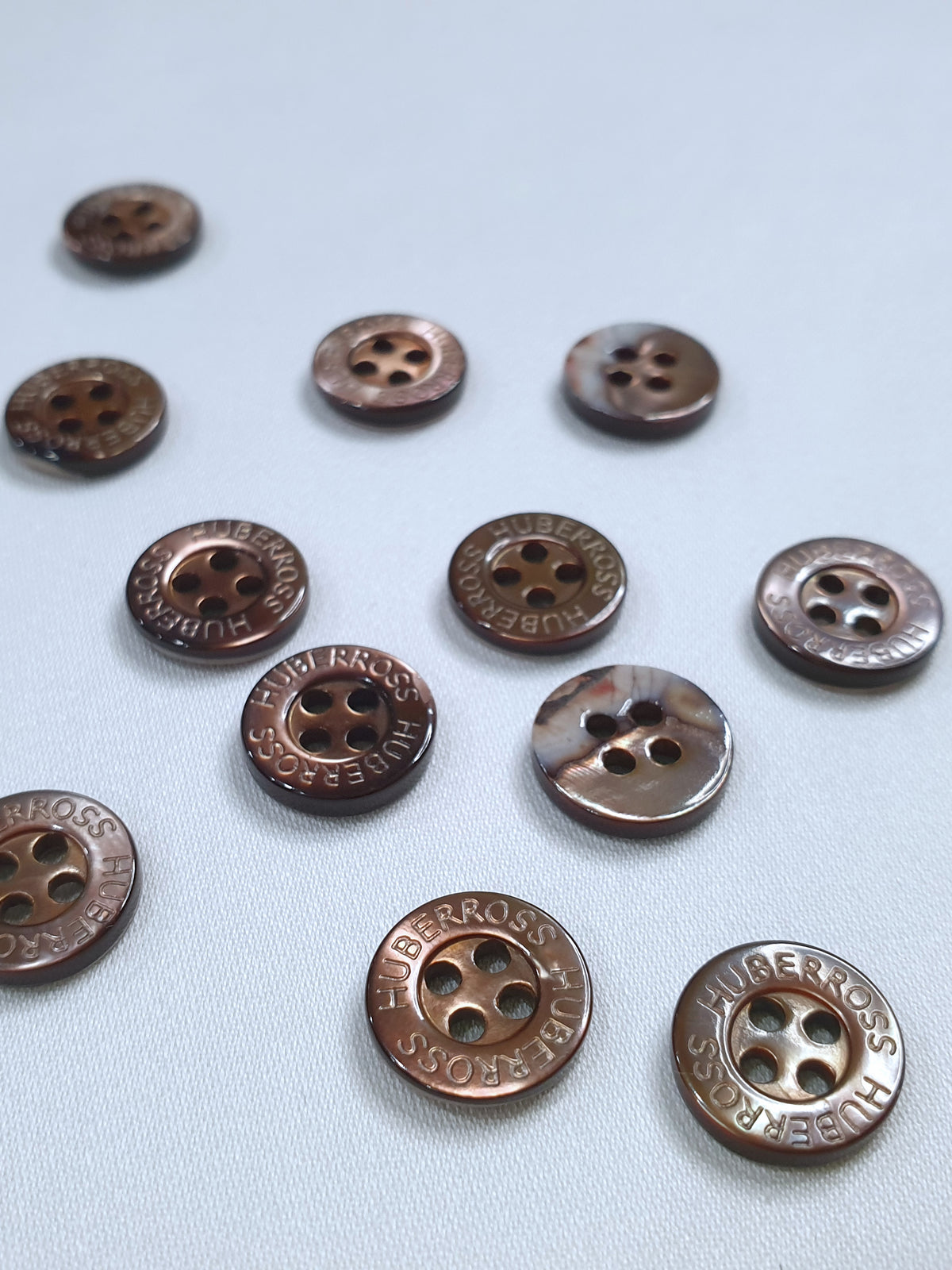 SH01 HUBERROSS Engraved Trocus Shell Buttons