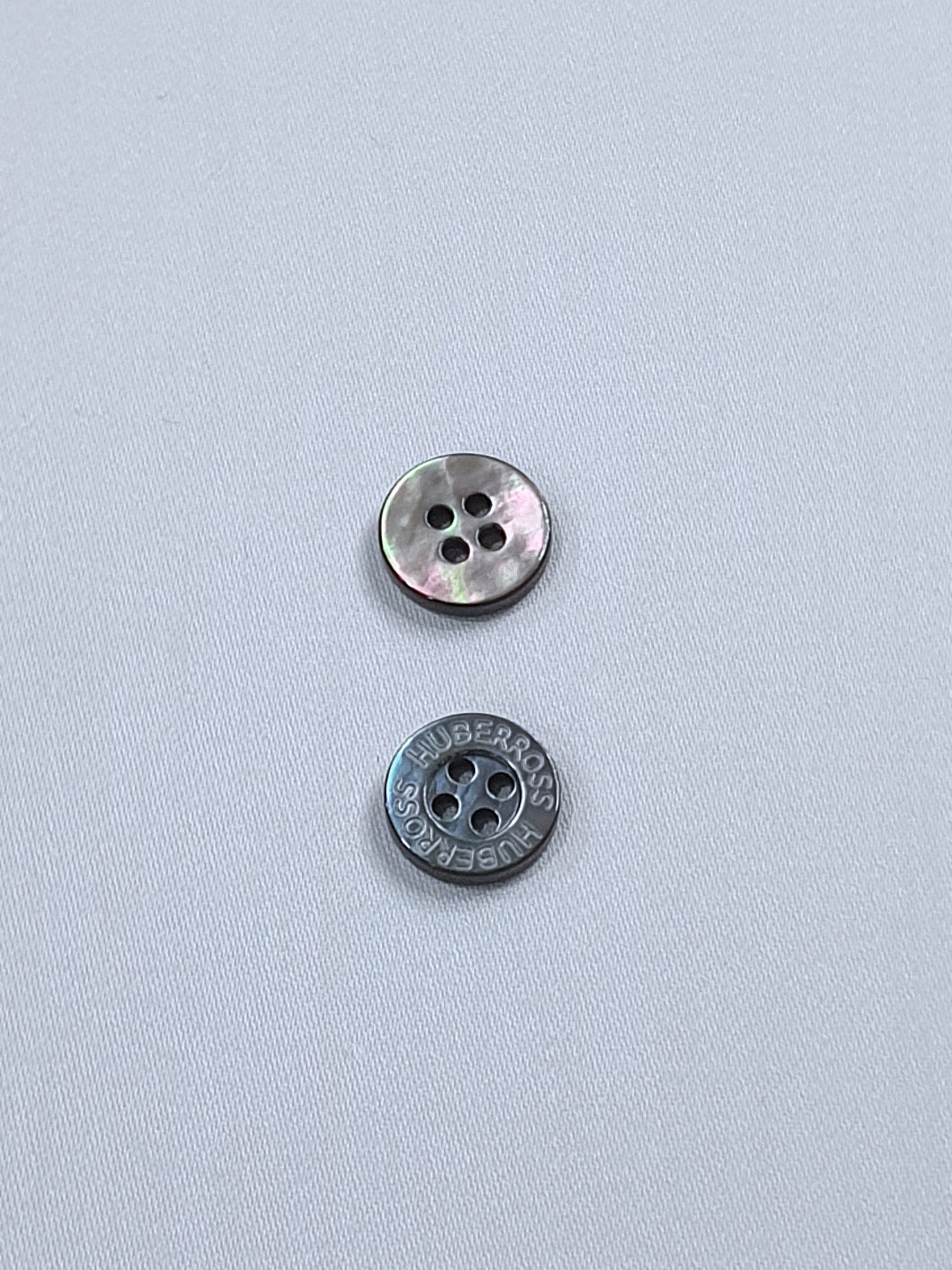 SH01 HUBERROSS Engraved Trocus Shell Buttons