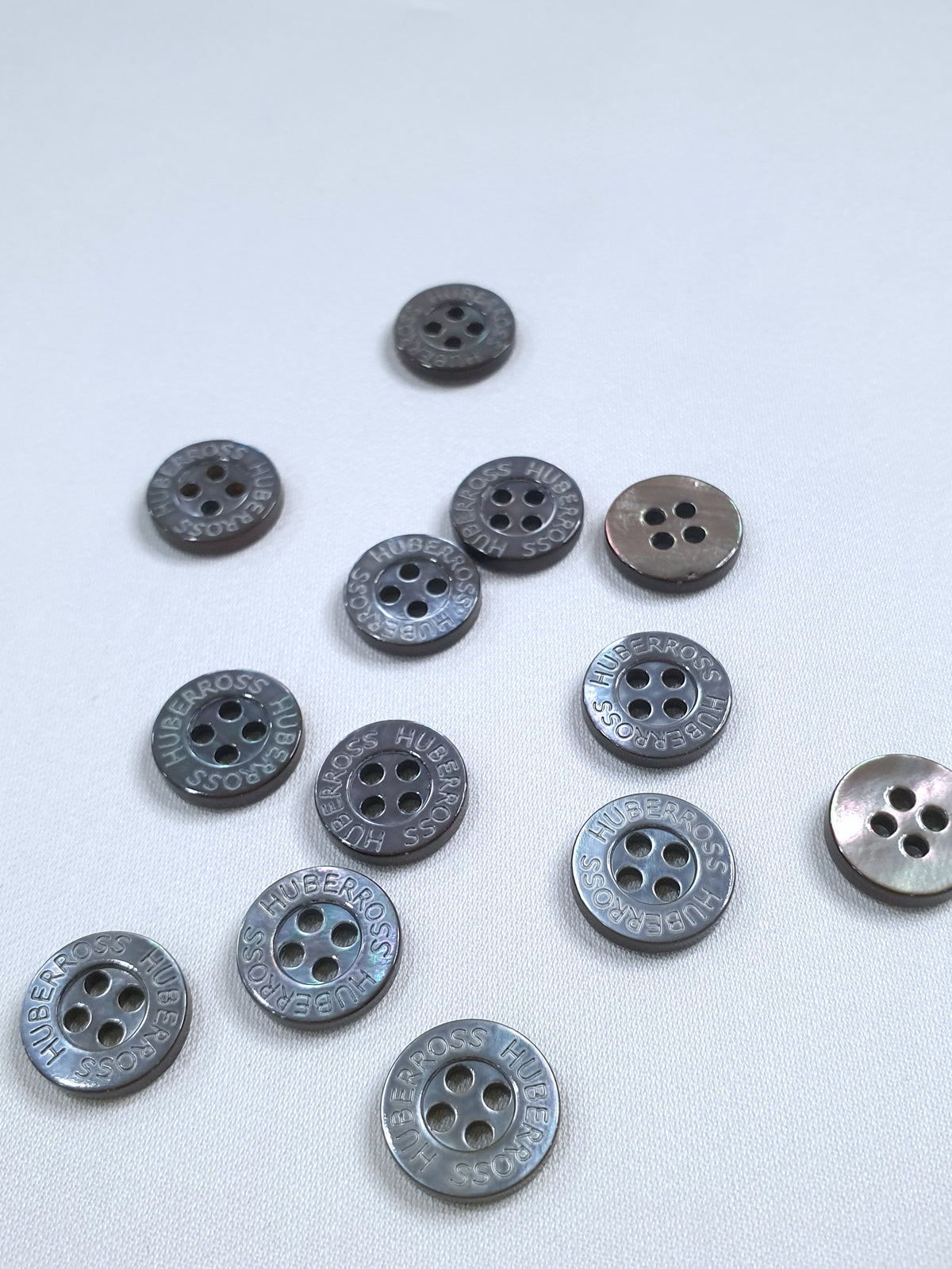 SH01 HUBERROSS Engraved Trocus Shell Buttons