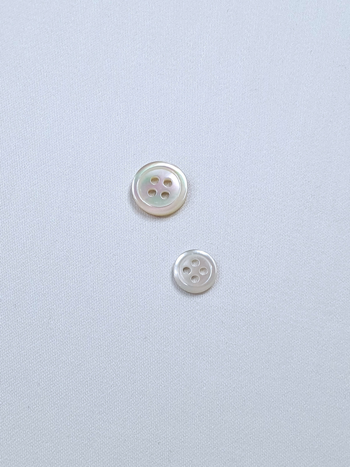 SP17 Arsenic Grey HUBERROSS Trocus Shell Buttons for Shirtings