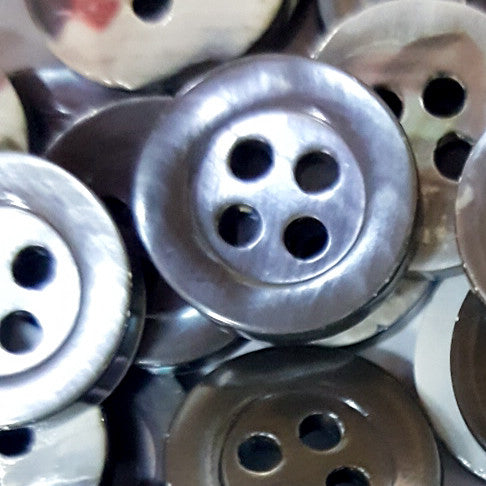 SP05 HUBERROSS Classic Trocus Shell Buttons in White , Grey and Brown