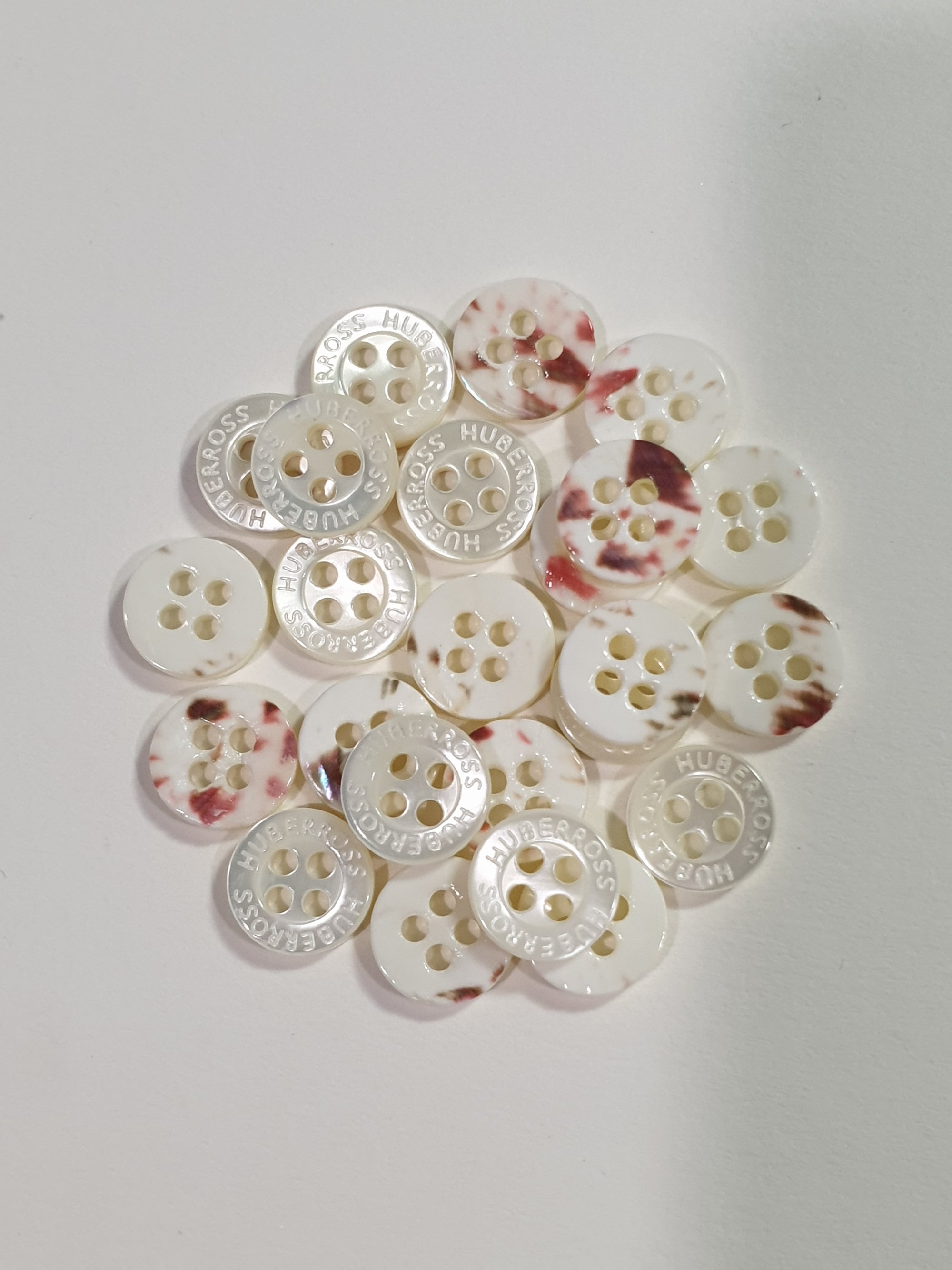 SH01 HUBERROSS Engraved Trocus Shell Buttons