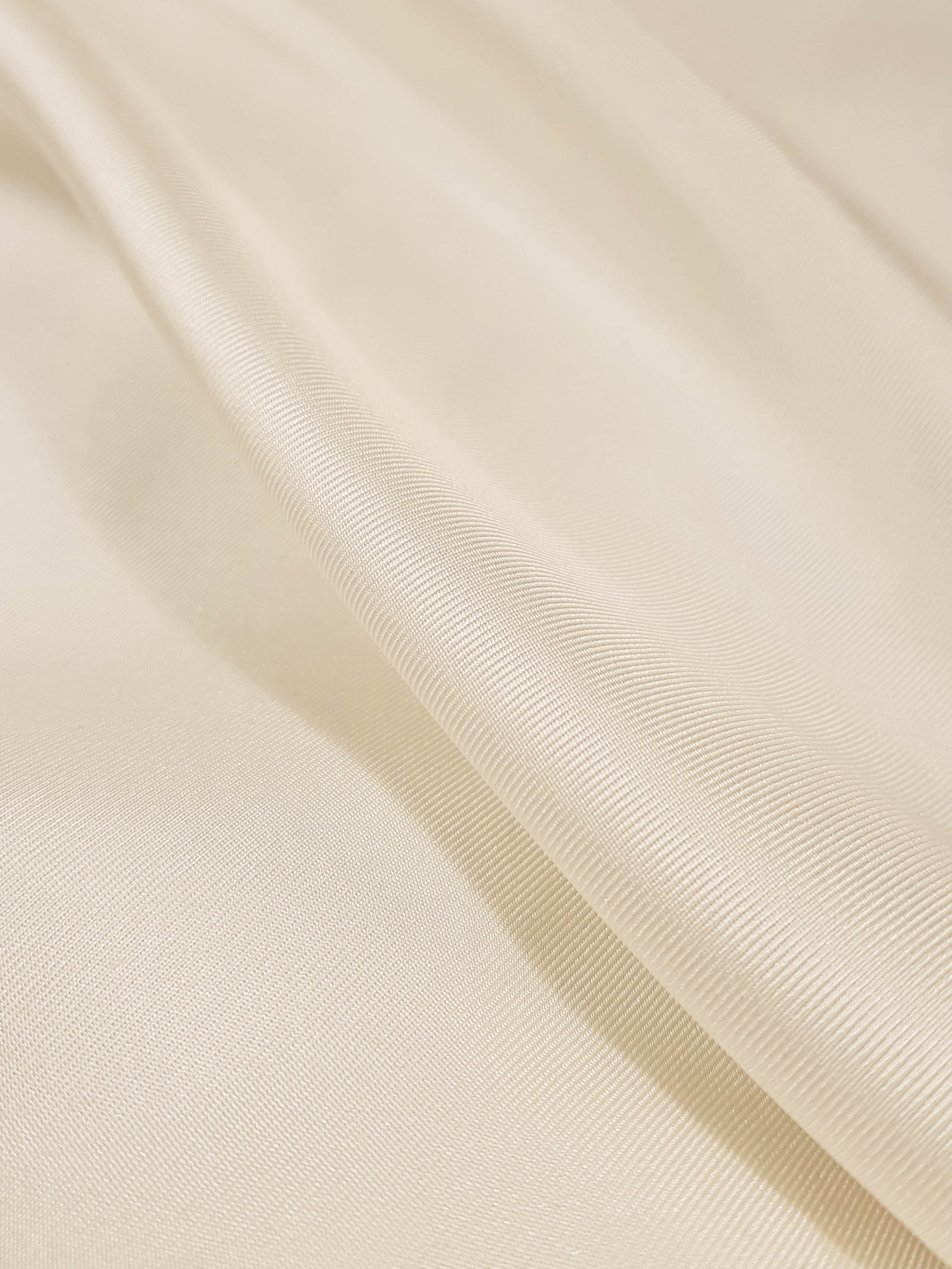 226.002 Pure Italian Silk