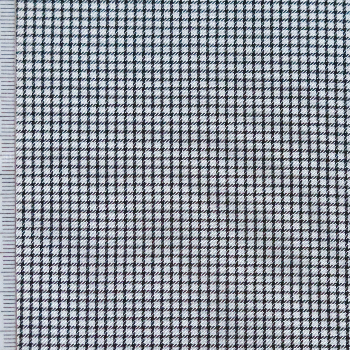 226.015 Pure Italian Silk