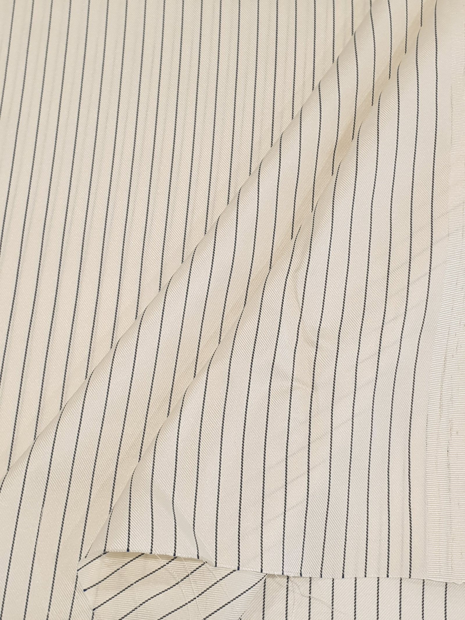 226.017 Pure Italian Silk