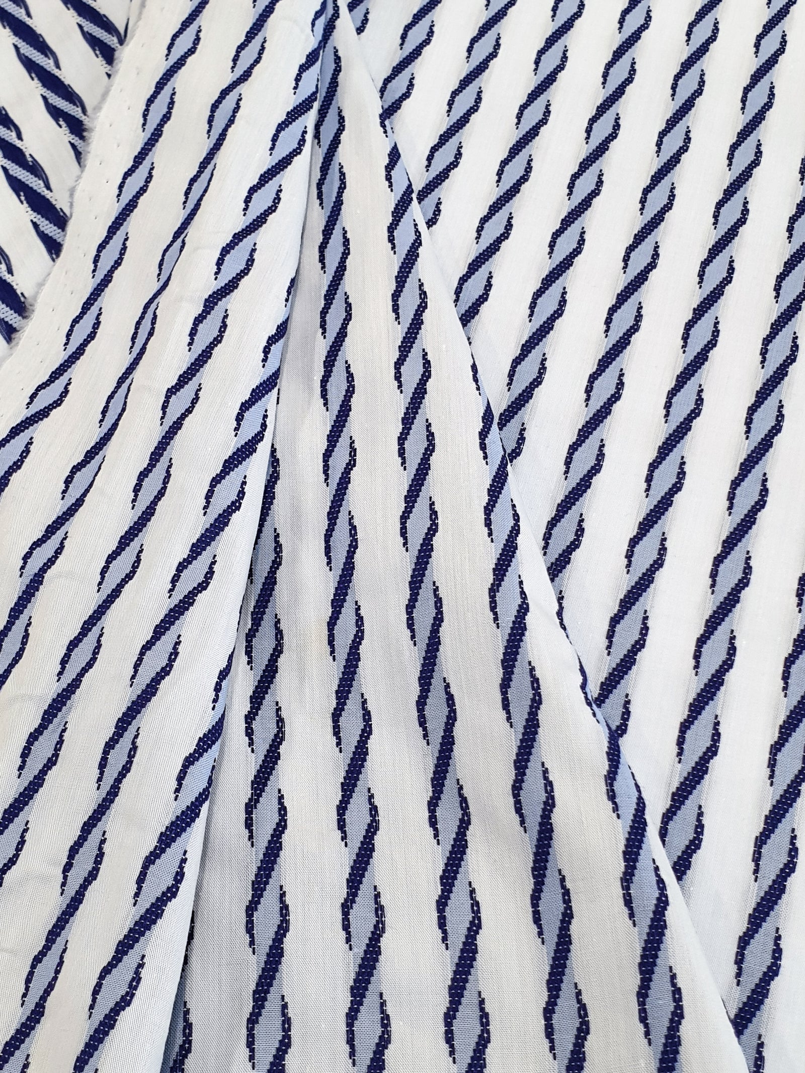 702.118
