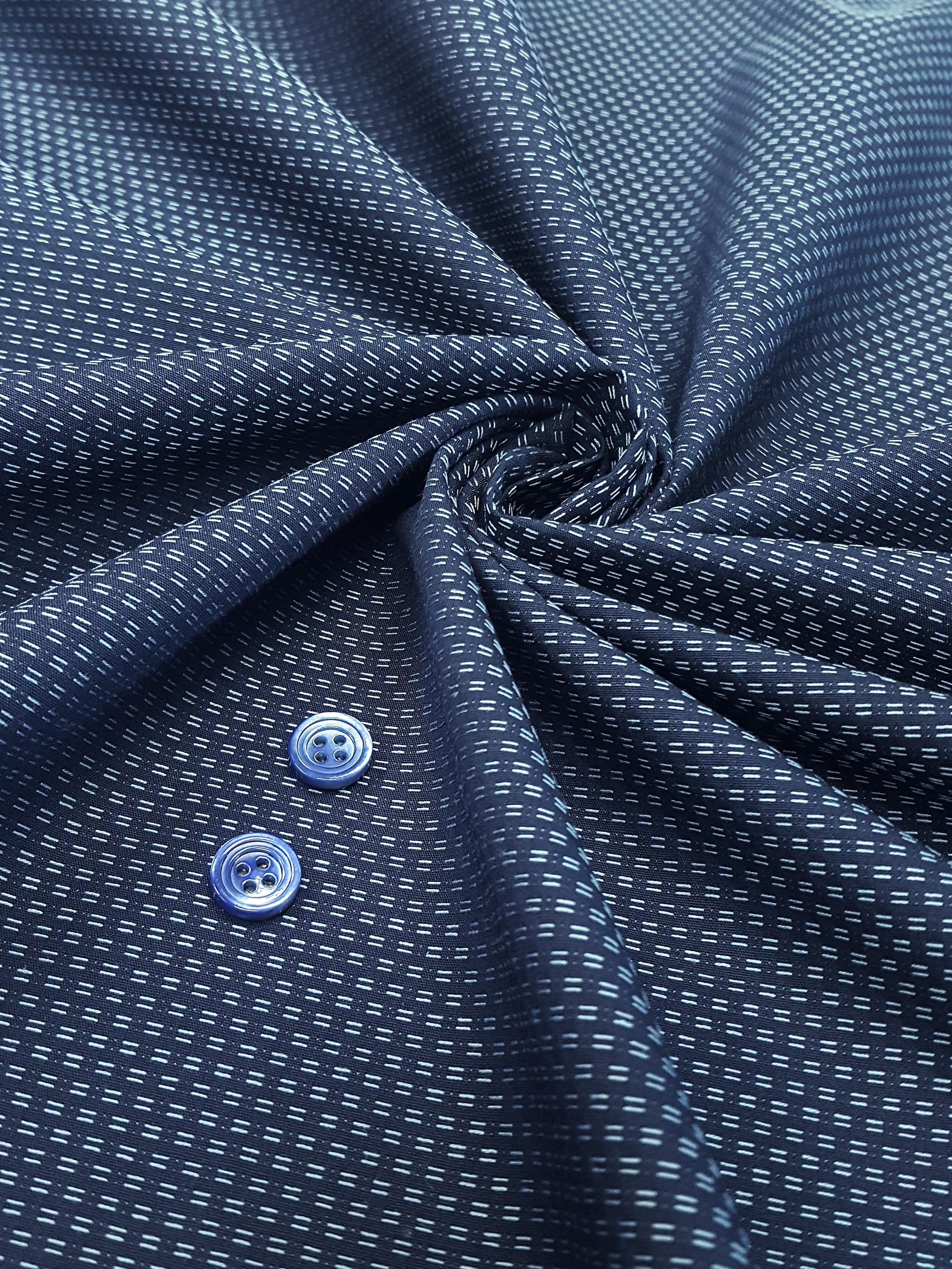 702.130