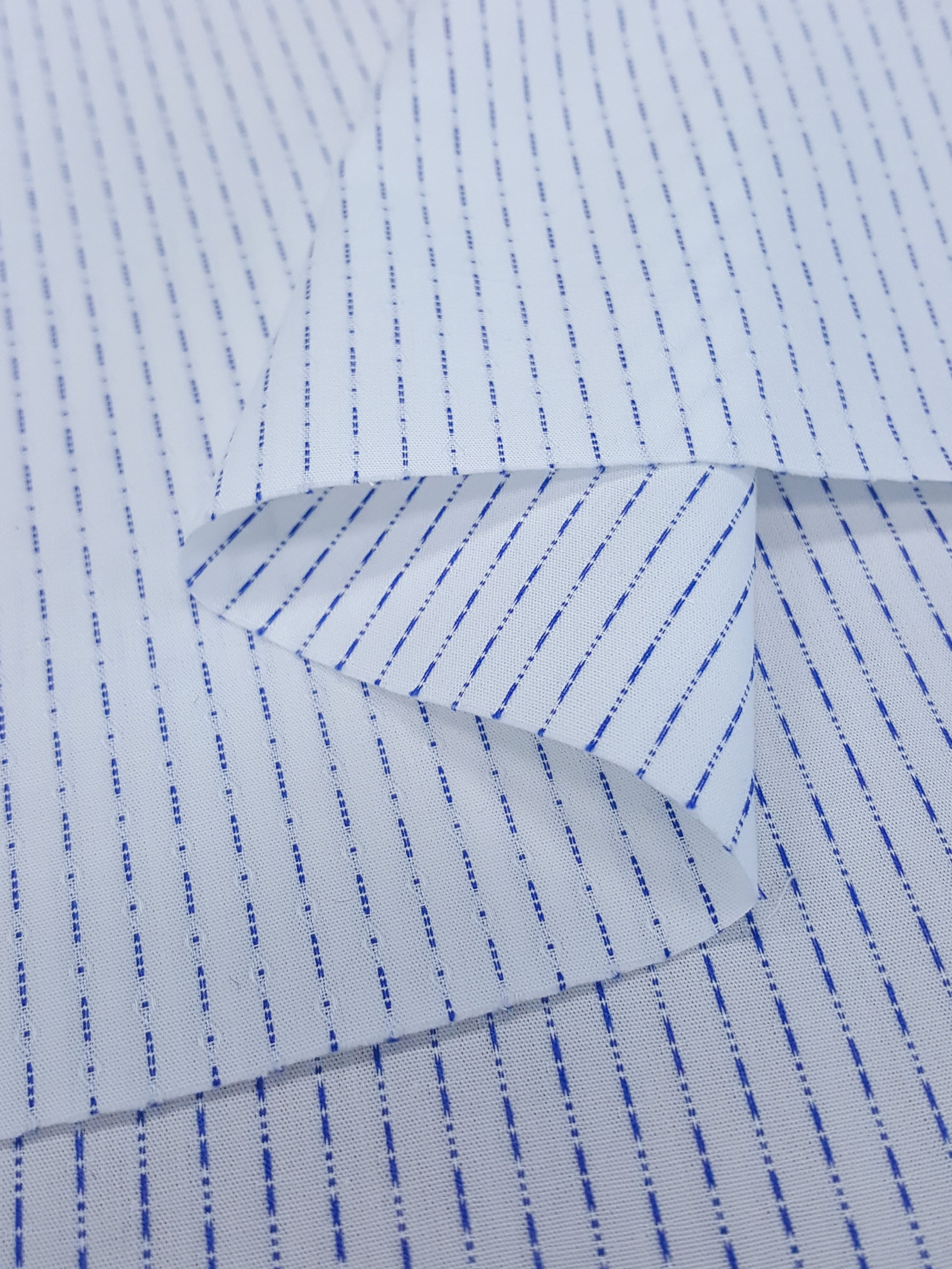 702.211