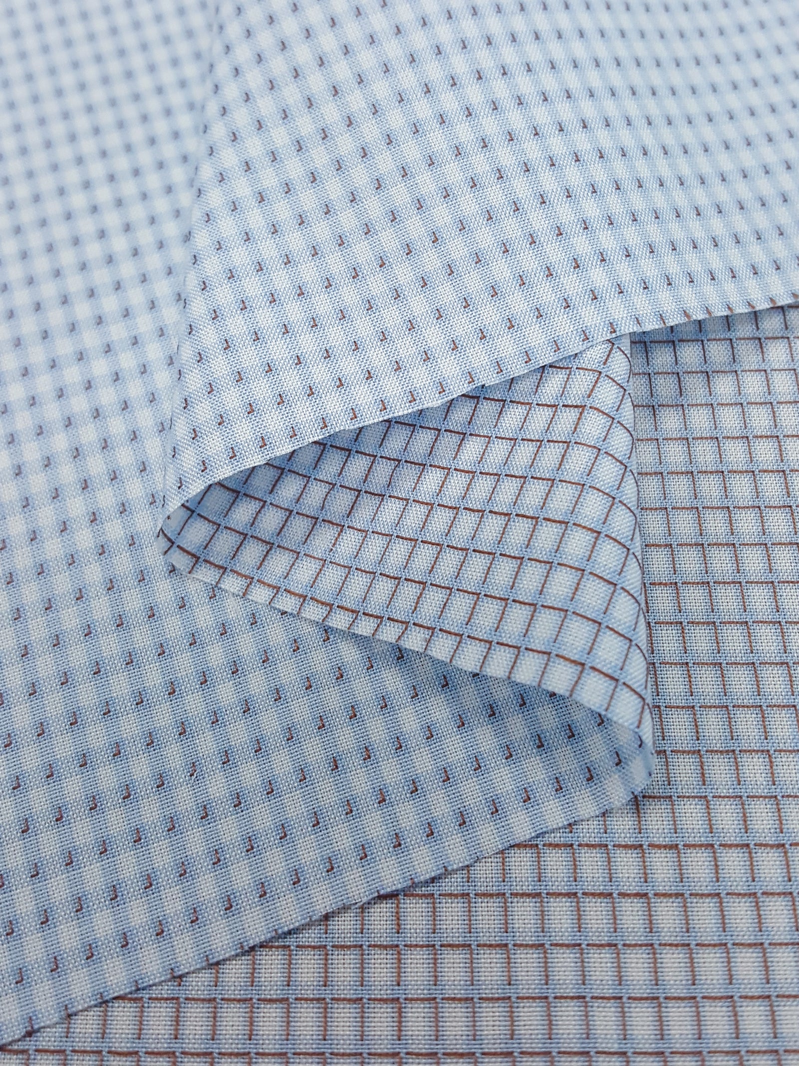 702.219