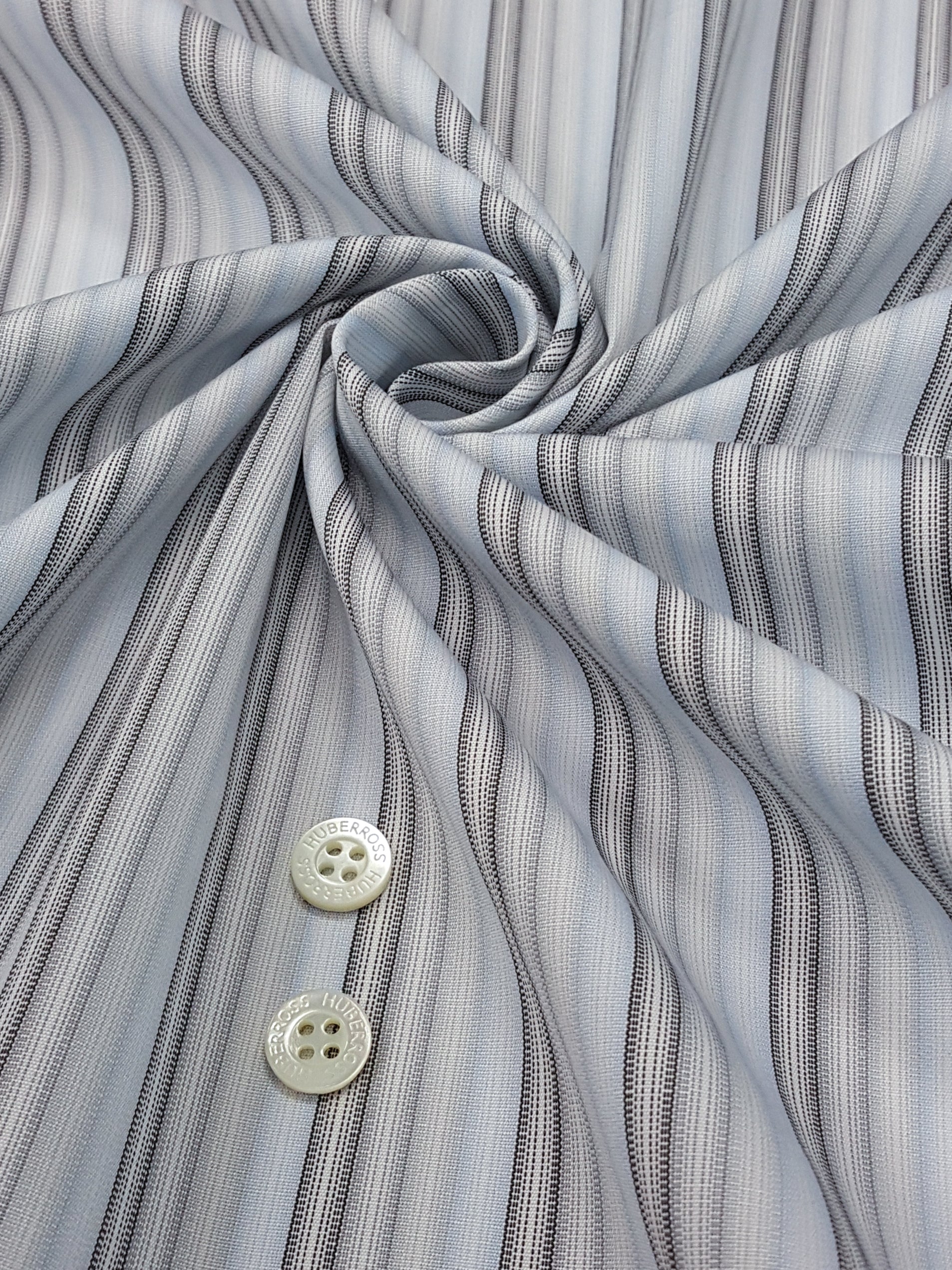 HUBERROSS 100's by 100's 2 plys Poplin Cotton 100% Egyptian Cotton Cloth Made in Italy  Width: 58'' / 150cm