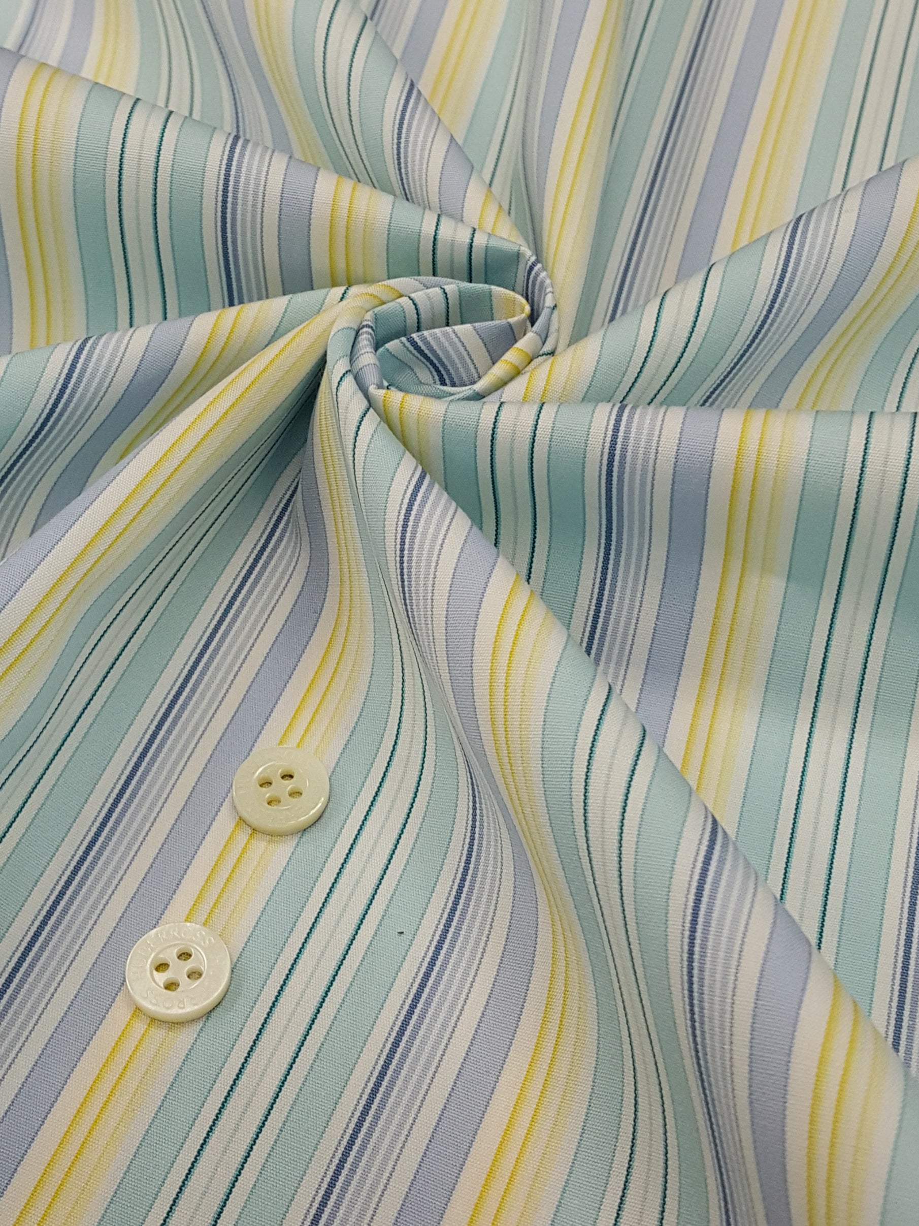 HUBERROSS 100's by 100's 2 plys Poplin Cotton 100% Egyptian Cotton Cloth Made in Italy  Width: 58'' / 150cm