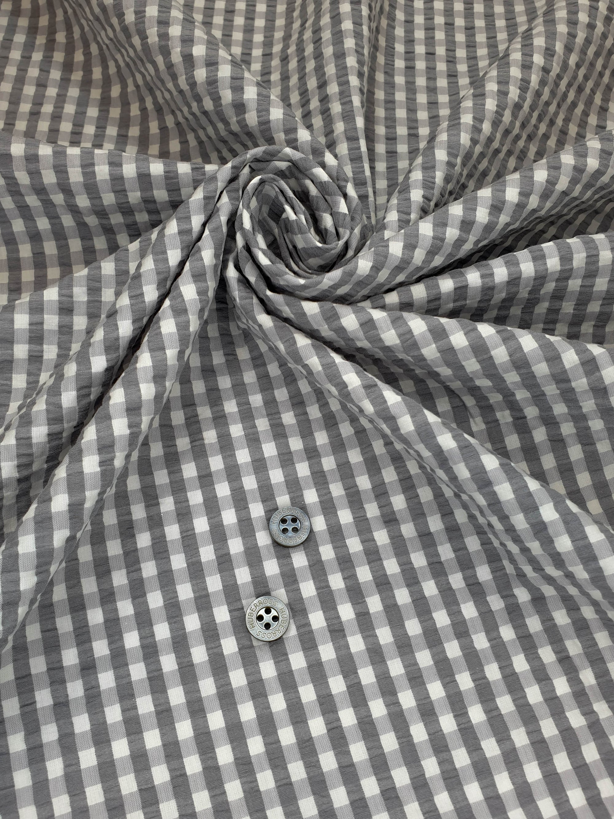 HUBERROSS Seersuckers 100% Egyptian Cotton Cloth Made in Italy  Width: 58'' / 150cm
