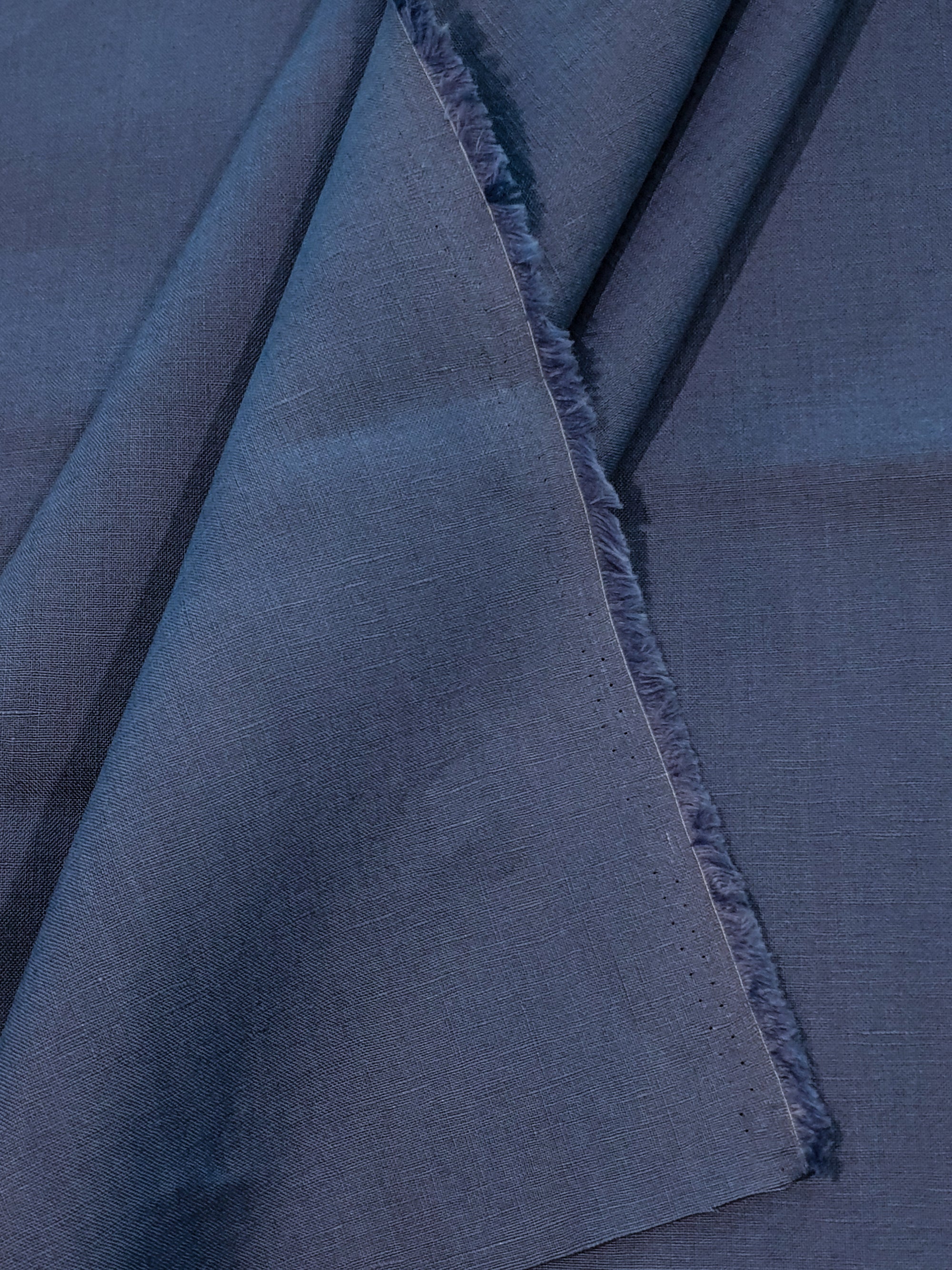 950.052 Medium Blue Irish Linen Suiting Fabrics