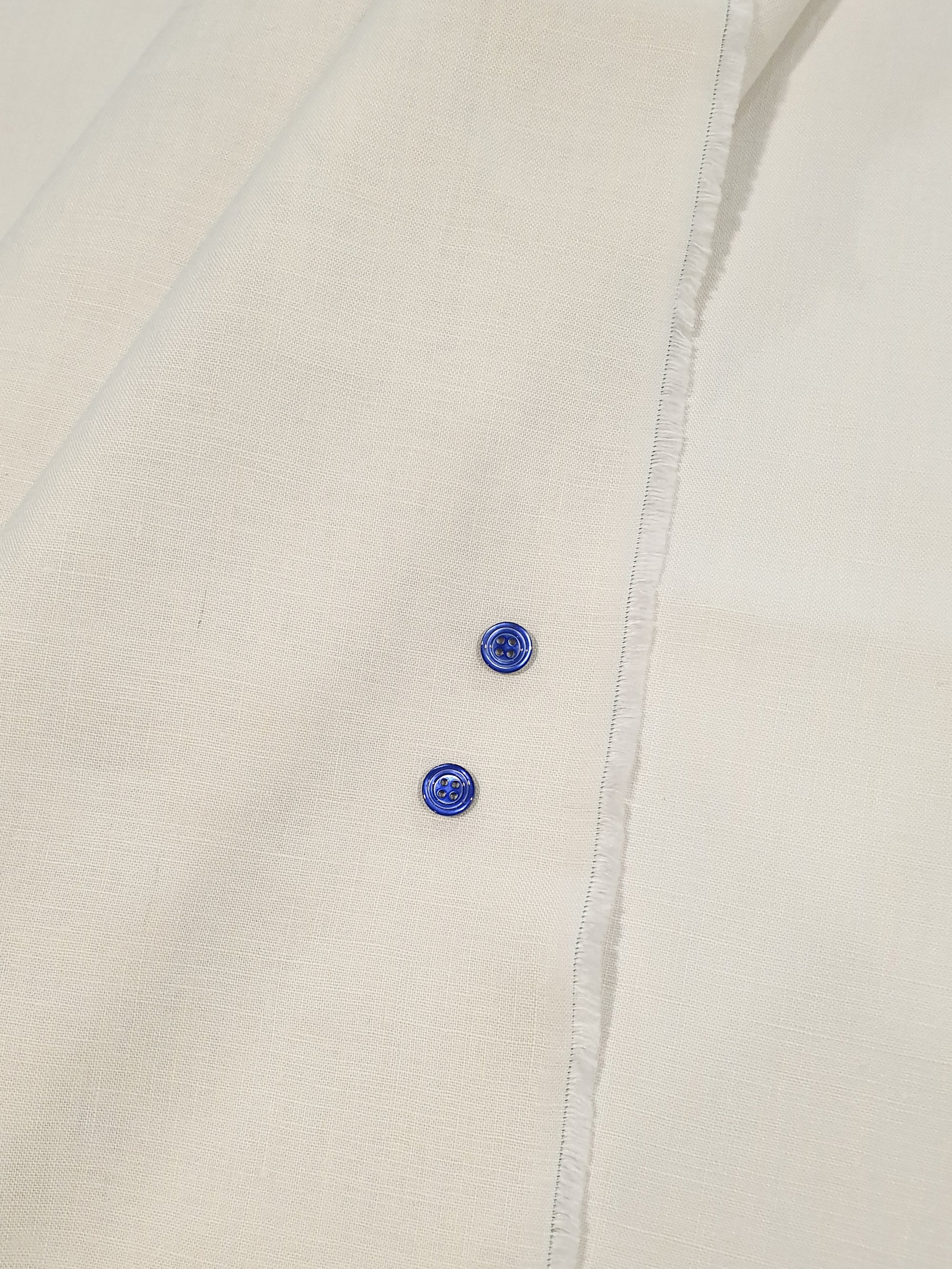 950.053 Ivory Grey Irish Linen Suiting Fabrics