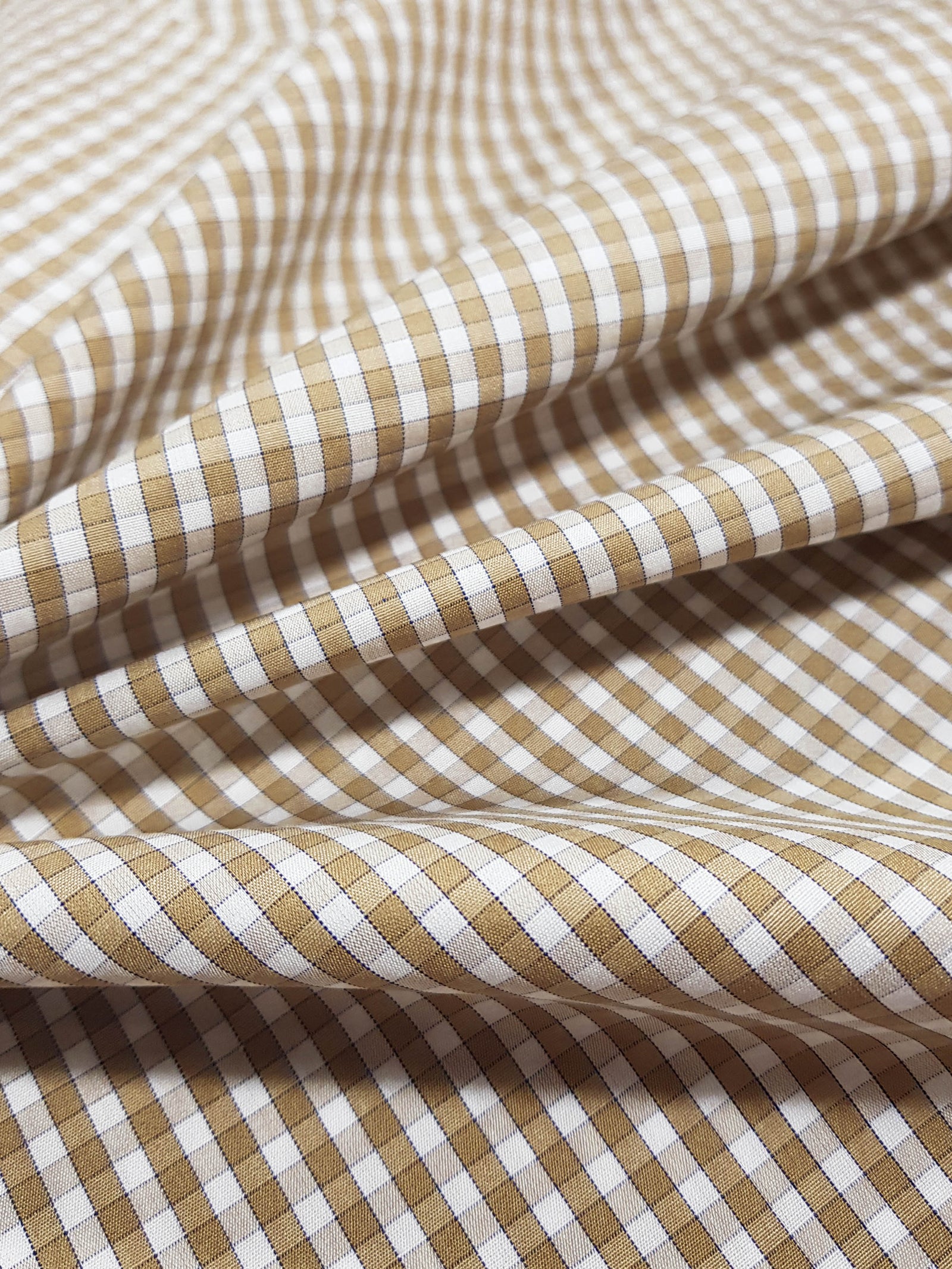 959.153 Trendy Mustard Brown Checks