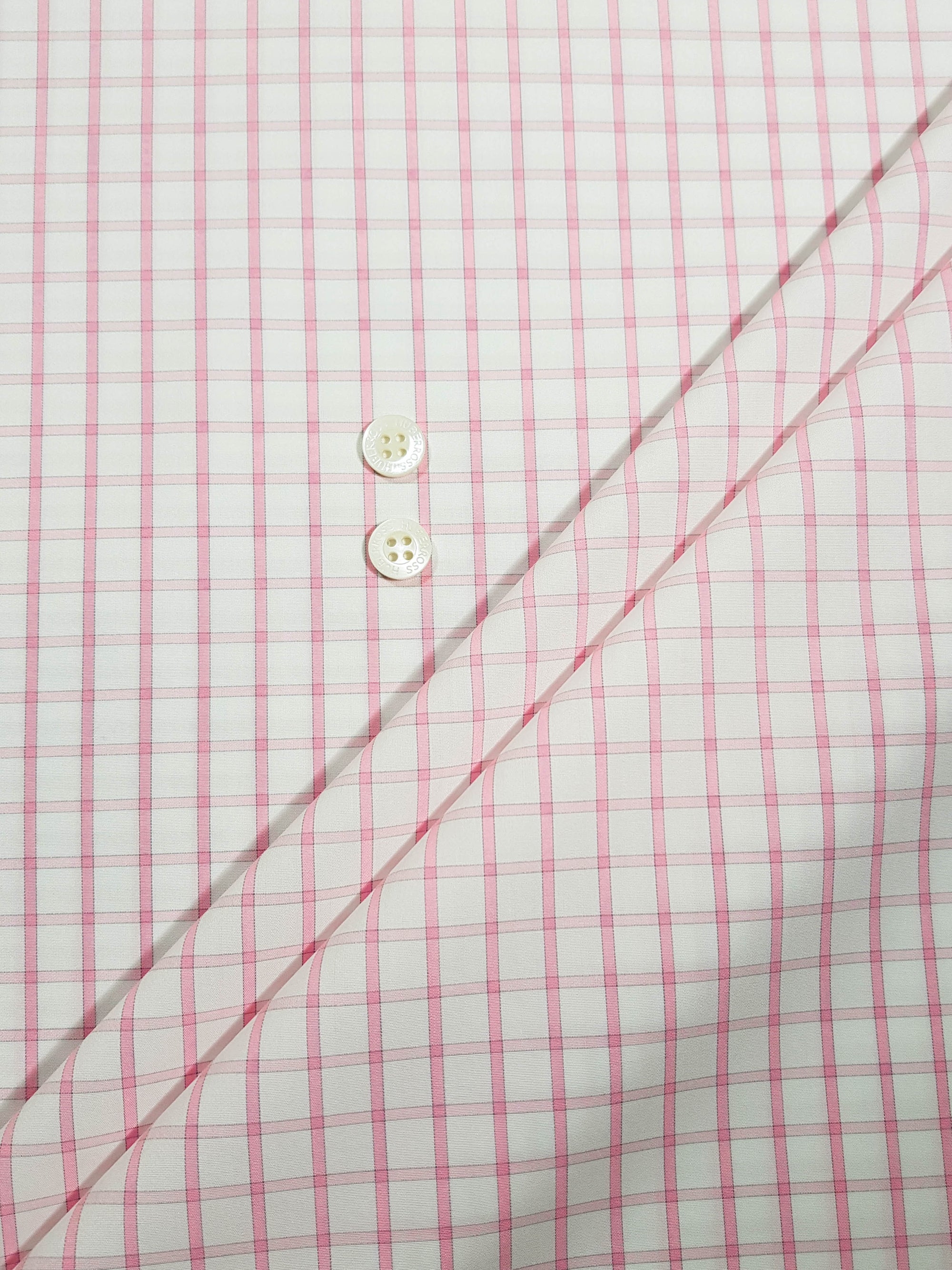 959.235 White with 1cm Pink Checks