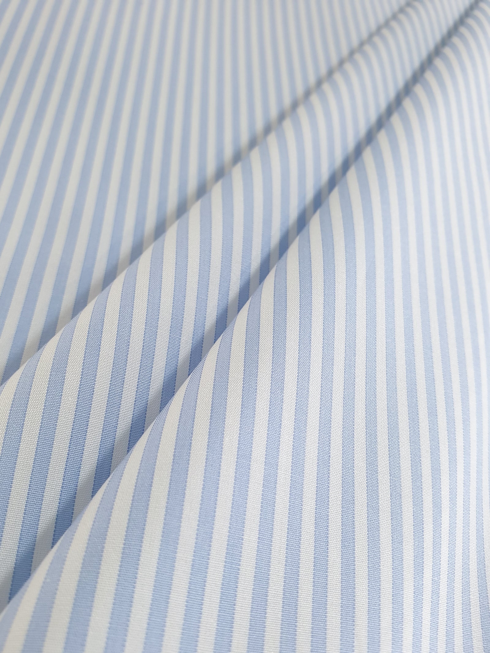 959.238 White with Classic Blue 2mm Stripes