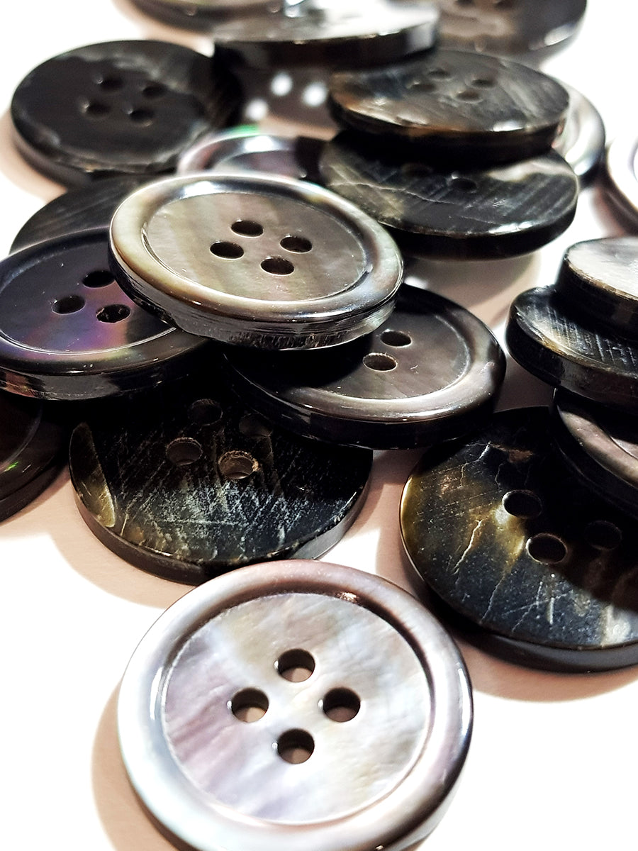 SP17 Arsenic Grey HUBERROSS Trocus Shell Buttons for Shirtings